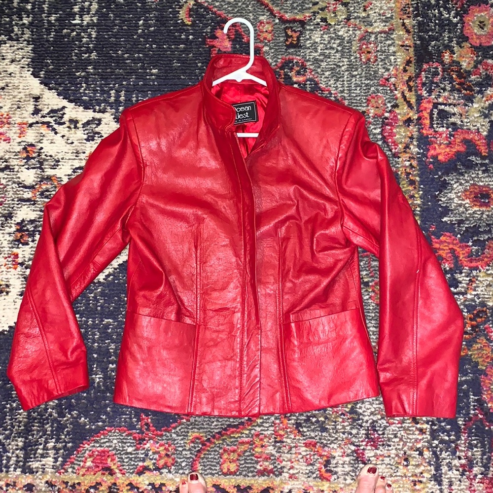 Ocean West red  💯 genuine leather jacket Sz 6 women’s EUC Absolutely Gorgeous
